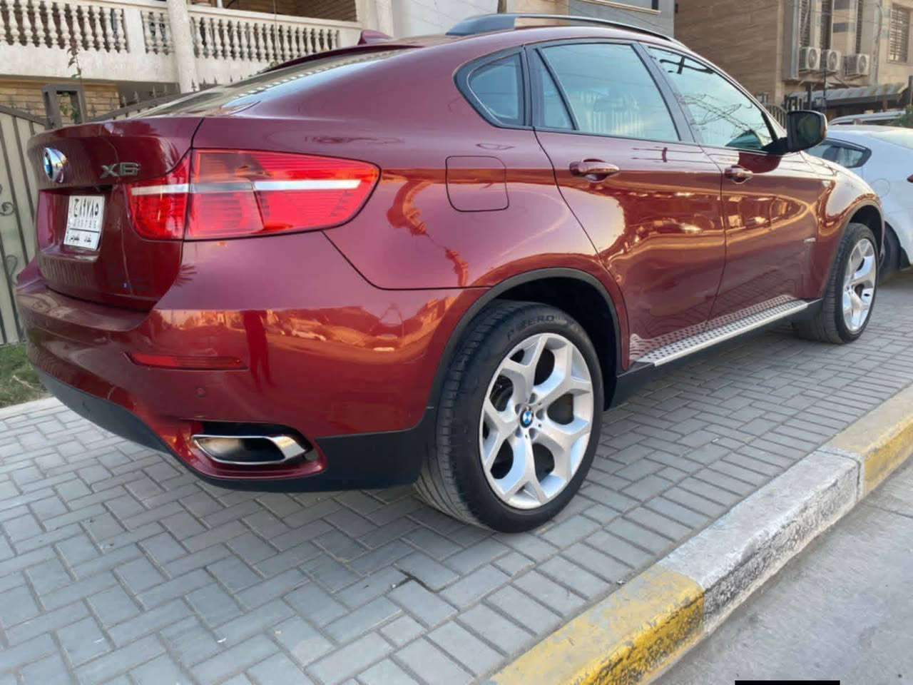 للبیع او مراوس
صفر مسج سرفس كامل اي نقص ماكو 
BMW X6 

N63 50i
2012 V8
TWIN TURBO
رقم نكليزي بسمي 
 , أعلى مواصفات أجدد إكس كلشي بيها على الوكالة حته صدر وكاله
وكاله العروش مكفوله حته دعاميات اعلى مواصفات ماشيه99 الف كيلو  اكس درايف
 نواقص باب صدر شفط واكف بس ماطور وجاملغ واحد بي خيال خفيف جدا ولاستيك ولف بيها 
مكان حله ***********
