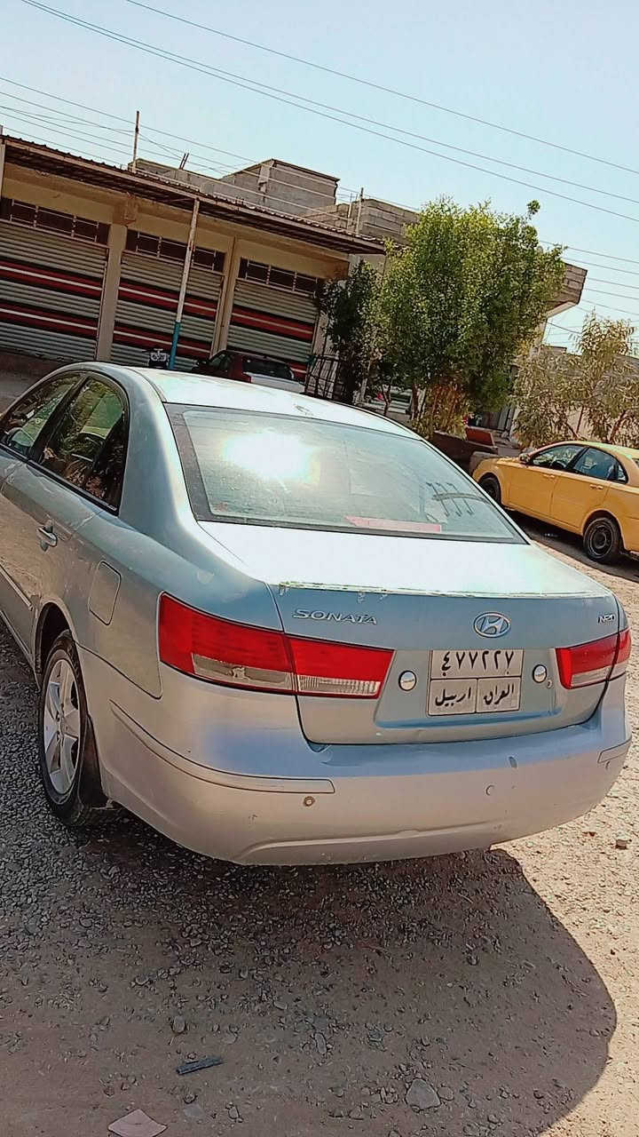 السلام عليكم  سوناته 2009 خليجي مكينه 2000 سياره حيل نضيفه مابيها كل نقص بيها جامرلغ امامي مبدل بدون دواخل كهربائيات تبريد كلها شغاله سعر 76 وبيها مجال ديالى بعقوبه فقط للبيع مستعجل ع بيعتها واعرف هذا مو سوكها ***********
