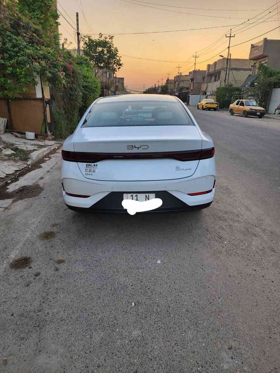 سلام عليكم عندي BYD كن ابلاص ماشيه 14 الكلي رقم بغداد بسمي داخل اكريمي ويل كب اصلي امنزل فديو توضيحي والصور كدامكم مكاني تقاطع الدرويش حي التراث السعر 18.900 بيه مجال حك جيه  رقمي  ***********
