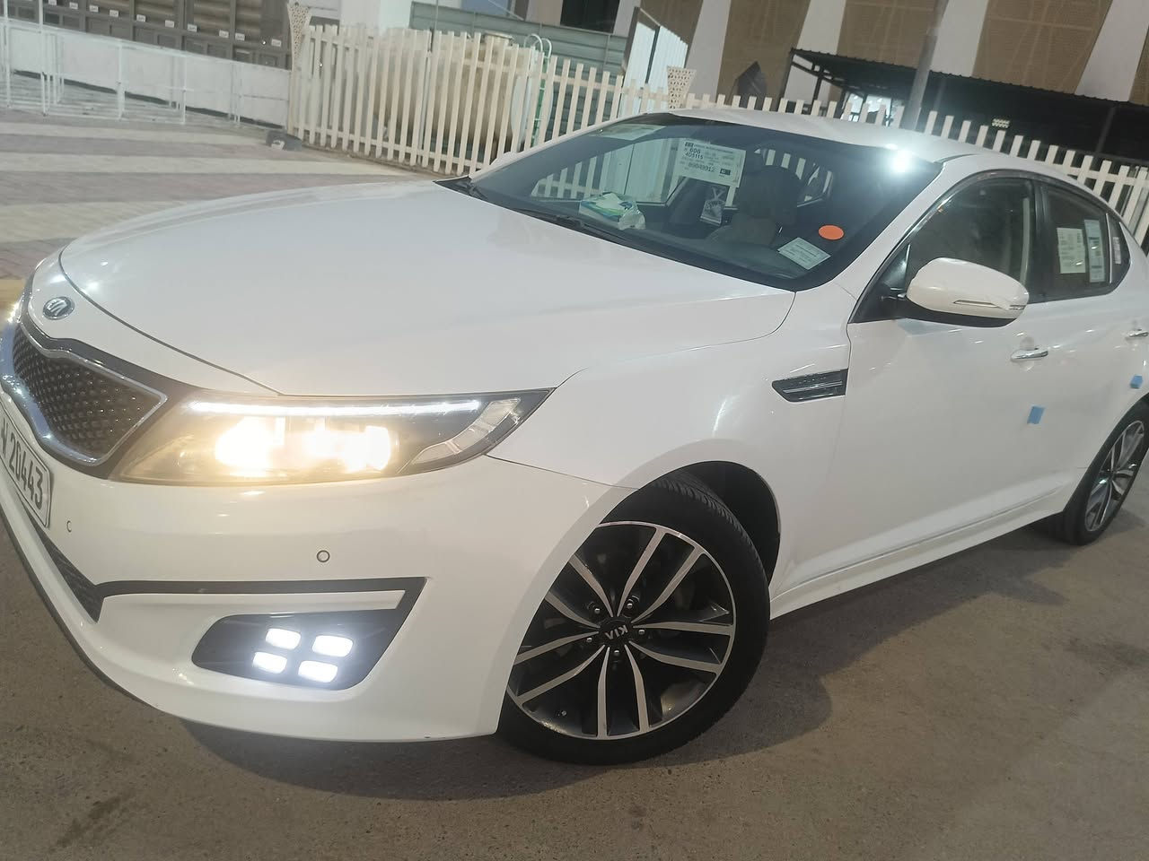 سلام عليكم كيه وبتيمه 2015 خليجي مكفوله كفاله عامه رقم بغداد باسمي  مواصفات سياره محرك 2400 دبل صالنصه سياره بصمه بصمة بيبان وتشغيل يدات نيكل تبريد بيانو سياره جاهزة اي نقص مابيه سياره مكفوله من زلغ مكان سياره ذي قار مركز للستفسار *********** السعر 147 وبيه مجال بسيط
