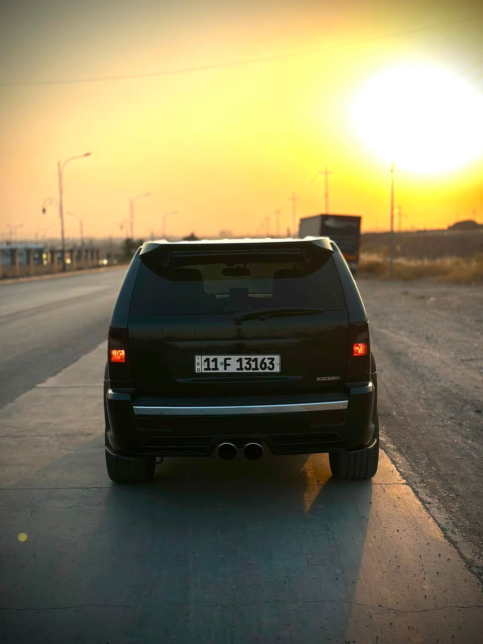 سلام عليكم جيب SRT8 للبيع سياره خليجيه مودیل 2009 ماشیه 175000km محرك 8سلندر 6.1L عداد 300🔥 من نوادر مواصفاتها: كشن جلد و شاموا كشن امامي و خلفي تدفئه و خزن و فتحه سقف و حساسات امامي و خلفي و تلفزيون لايت عدسه و زينون بلادي سياره فول مواصفات سياره ملغي فور ويل قمة متعه بلقياده عليه شوته من شركة موبار و صالونصه من شركه بورلا صوت طرب امريكي  صبغ سياره: قطعتين مبدل بلادي و ثلاث قطع صبغ بدون دواخل بدون ايرباك سياره رقم بغداد بأسمي تحويل ثاني يوم سعر سياره 108$ بيه مجال للطيبين عنوان كركوك رقم:*********** 
معلومه: سياره خليجيه اصل SRT8 من وكاله مو تحوير ❤️‍🔥
