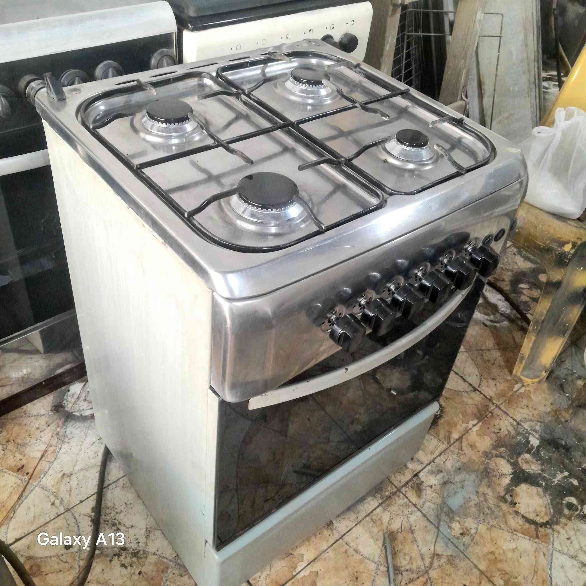 يالله طباخ نوال كوله شغال وعلى الفحص ٨٥ وبي مجال بسيط العنوان حي النداء شارع المكاتب وتساب مازنجر موجود ***********

نص مكتوب في الصور:
- Galaxy A13