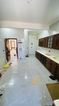 بيت للبيع _ المشتل     مساحه البيت  _200 متر   موقع مميز _ على الشط  ق...