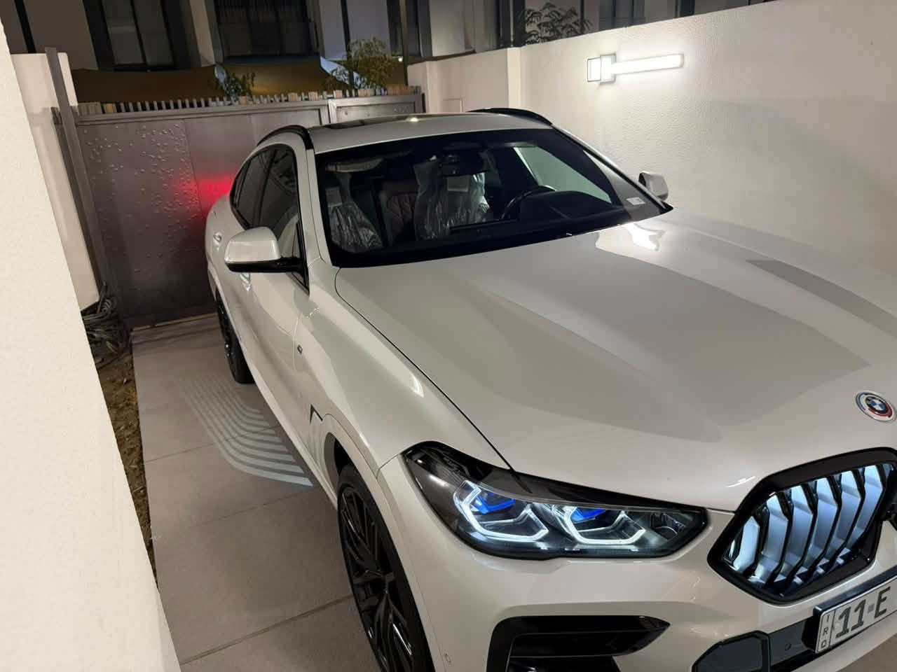 🔥 BMW X6 M50i
وكالة العروش وكالة العراق2023
ماشيه 76 الف وصيانتها ابشركة العروش
✅ محرك 8 سلندر تيربو
✅ مكفولة بكفالة عامة
✅ أعلى مواصفات (فول الفول)
✅ لون صدفي مميز وفخم
✅ سيارة نظيفة جداً وجاهزة للفحص

💎 قمارة روز رايز (نجوم سقف)
💎 شاشات خلفية للركاب
💎 سياقة ذاتية
💎 كاميرات 360
💎 هيد أب دسبلي
💎 رادارات ومثبت سرعة ذكي
💎 مقاعد جلد كهربائية مع الذاكرة
💎 تبريد وتسخين المقاعد
💎 تشغيل بصمة
💎 صندوق كهربائي
💎 نظام صوتي فاخر
💎 بانوراما
💎 ويلات رياضية قياس 22 إنج
💎 مواصفات كاملة لا تُحصى

📍 بغداد – نفق الشرطه
📞 للاستفسار:
***********
