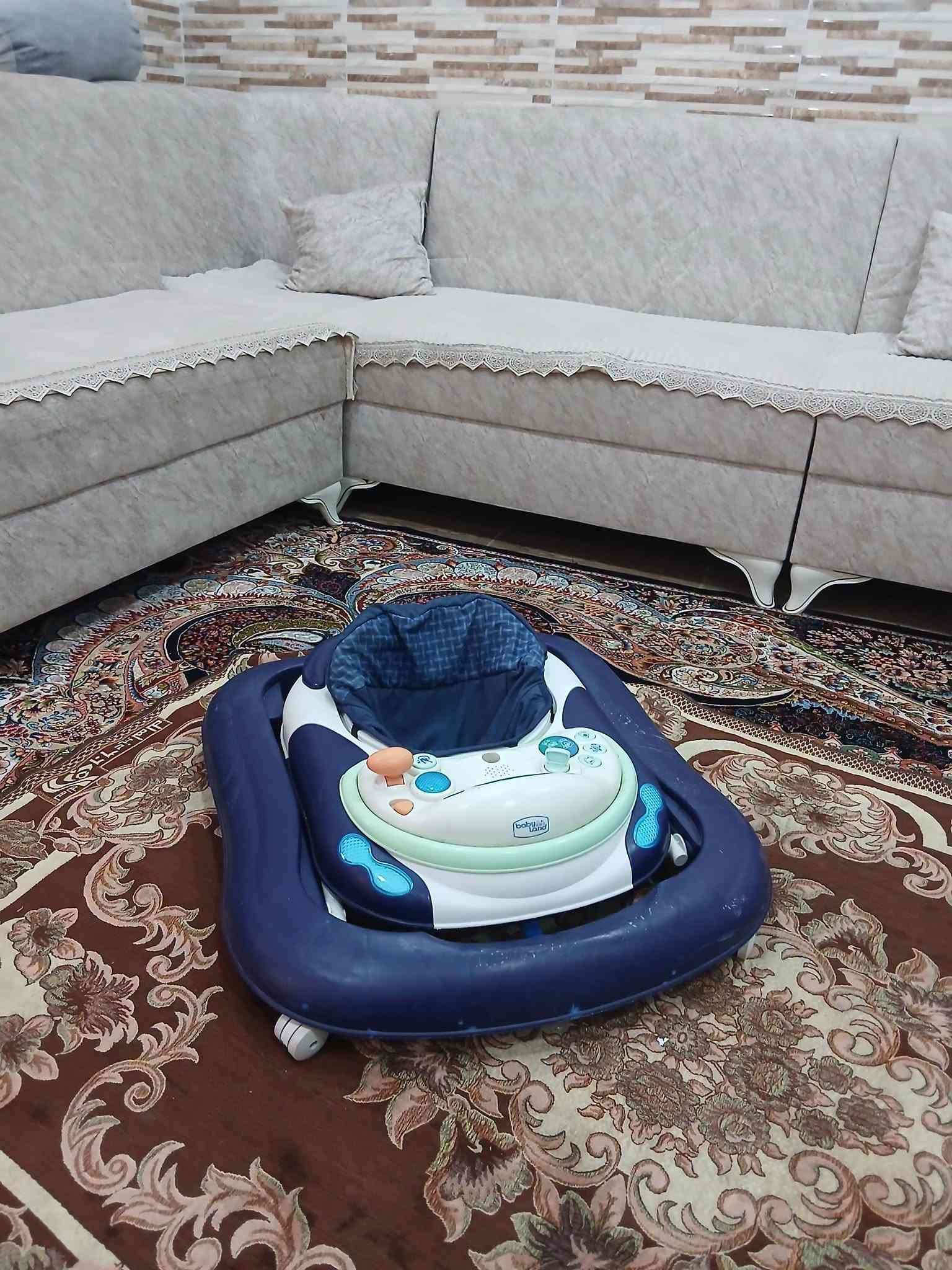 17 الف قفلها
سلیمانیە توصیل موجود
