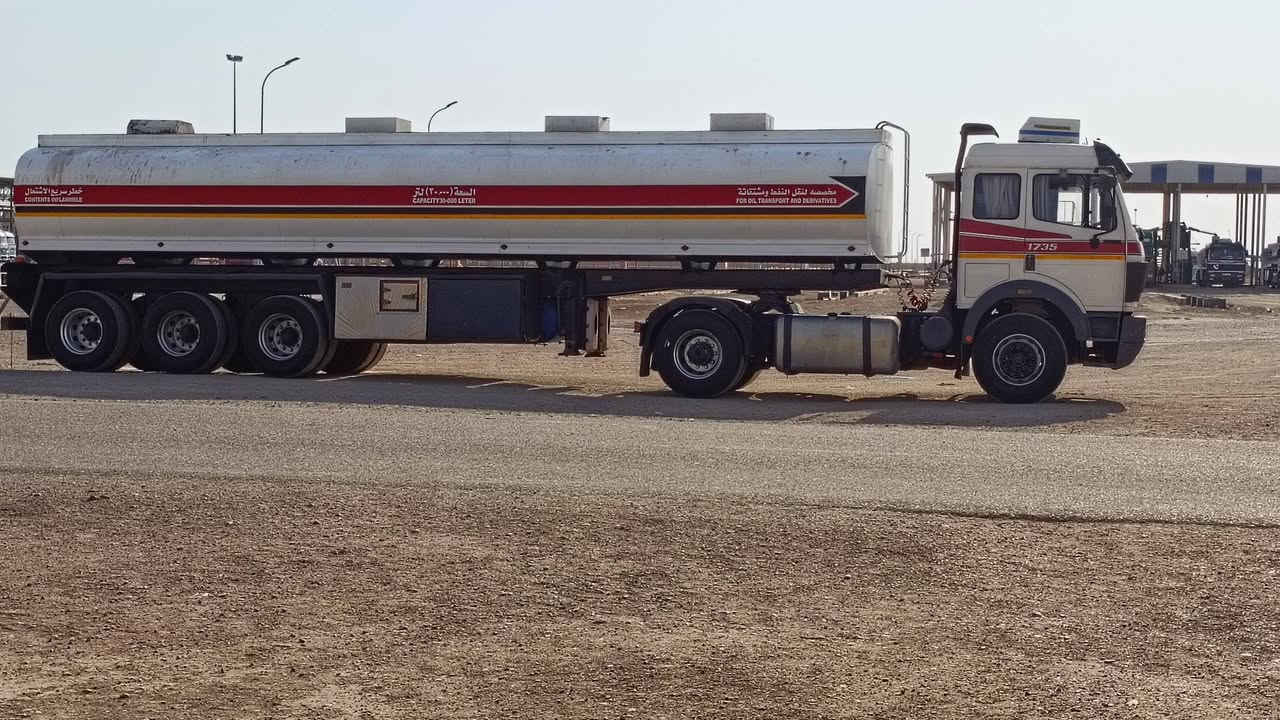سياره موديل 91مكينه 35كير240سنويه وارقام جديد تكيال ل10يخلص***********
