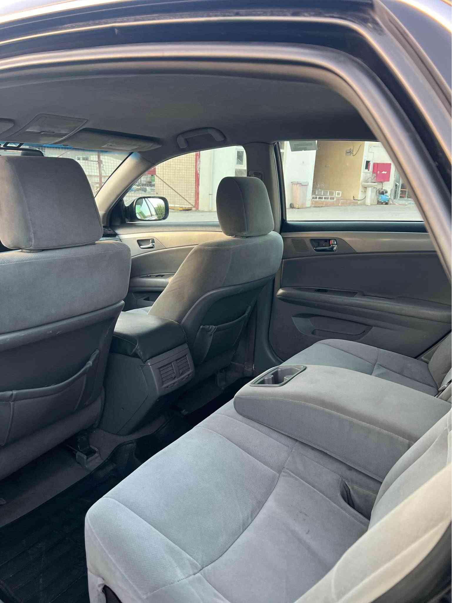 TOYOTA AVALON 2009 XL 
ئەڤەلۆن 2009 XL بێ بۆیاخ سەنەوی تا 2031 تازەیە گێڕ و مەکینەی بەشەرتە شوخت و چاڵ و کاڵبونەوەی نیە سەیارەکە دەعامی بۆ دەعامی بەشەرتە چوار تایەی تازەی لەسەرە پێش و دوای چرکەی تێدا نیە سەیارەکە کارتی بەنزینی هەیە سعری ١٢٥ و مەجال  (***********) ژمارە واتسئەپی لەسەرە
