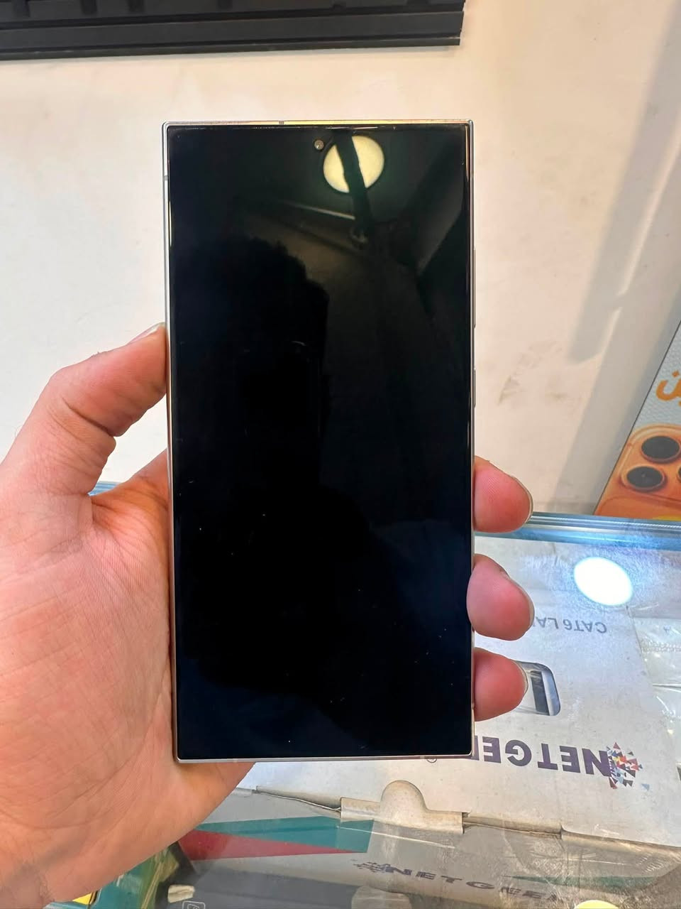 📱 سامسونك S24 Ultra
💾 ذاكرة 256GB
✨ نظافة الجهاز 100%
💰 السعر: مليون و20 ألف
📞 ***********
