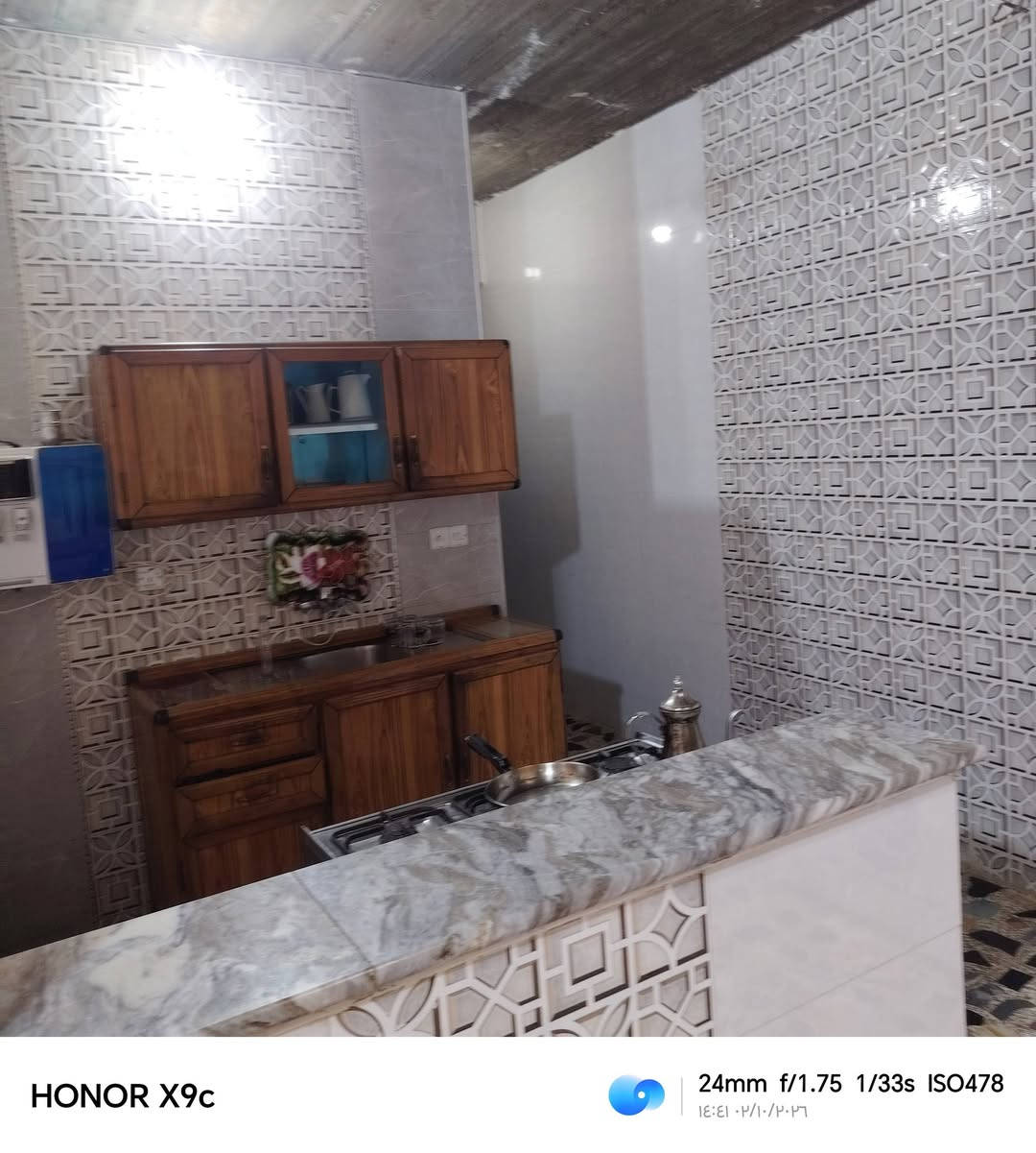 سلام بيت 100 متر في قضاء الحسينيه ابو سمير افران لبشير بيت مرتب طابو صرف مثل ماتشوفون الصور البيت جديد نقص فقط لبخ لستفسار على رقم ***********

نص مكتوب في الصور:
- HONOR X9c 24mm f/1.75 1/50s ISO156 ١٤:٤٠ ٠٢/١٠/٢٠٢٦
- HONOR X9c 24mm f/1.75 1/33s ISO256 14:40 02/10/2026
- HONOR X9c 24mm f/1.75 1/33s ISO297 14:41 03/10/2026
- HONOR X9c 24mm f/1.75 1/33s ISO478 14:41 02/10/2026