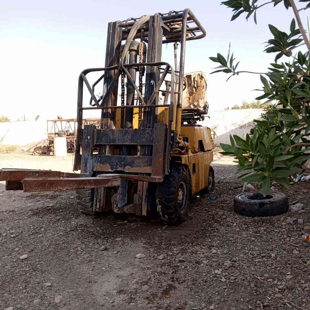 السلام وعليكم رافعه شوكيه لبيع سعر مليون 500وبيه مجال لشراي مكانهه واسط كوت بيع كوم حديد عاطله الستفسار ***********
