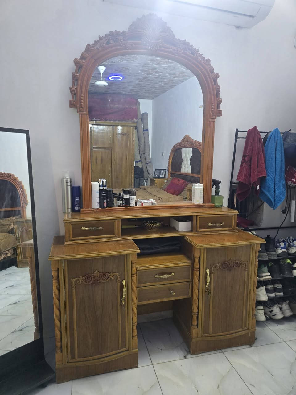 غرفة نوم • نضيفه • بغداد
