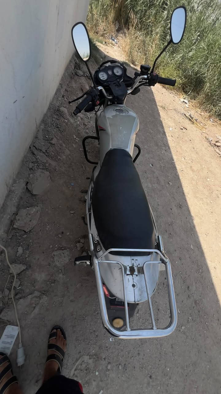 عادة نشر بسبب وحود الكاذبه رجاءً لي ما يشتري لا يتعبني ***********مكاني فلوجه سجر
