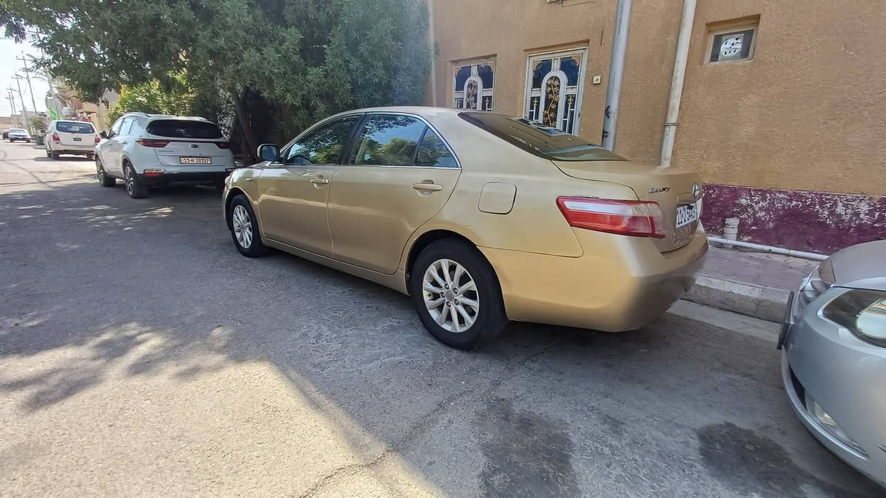 كامري ٢٠٠٧ • محرك ٢.٤ • رقم بغداد