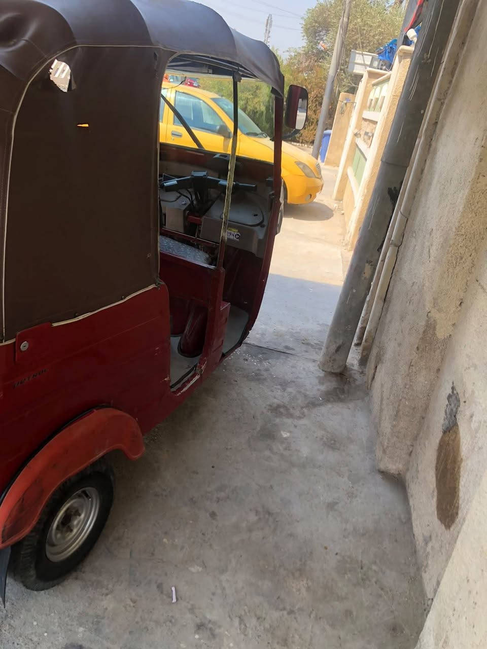 تكتك ١٨ تكتك محرك خير من الله  يرادله شويه تعديلات لغود بيها طخات بدون خياس ب5وربع وبيها مجال بصيط مكان بغداد ***********
