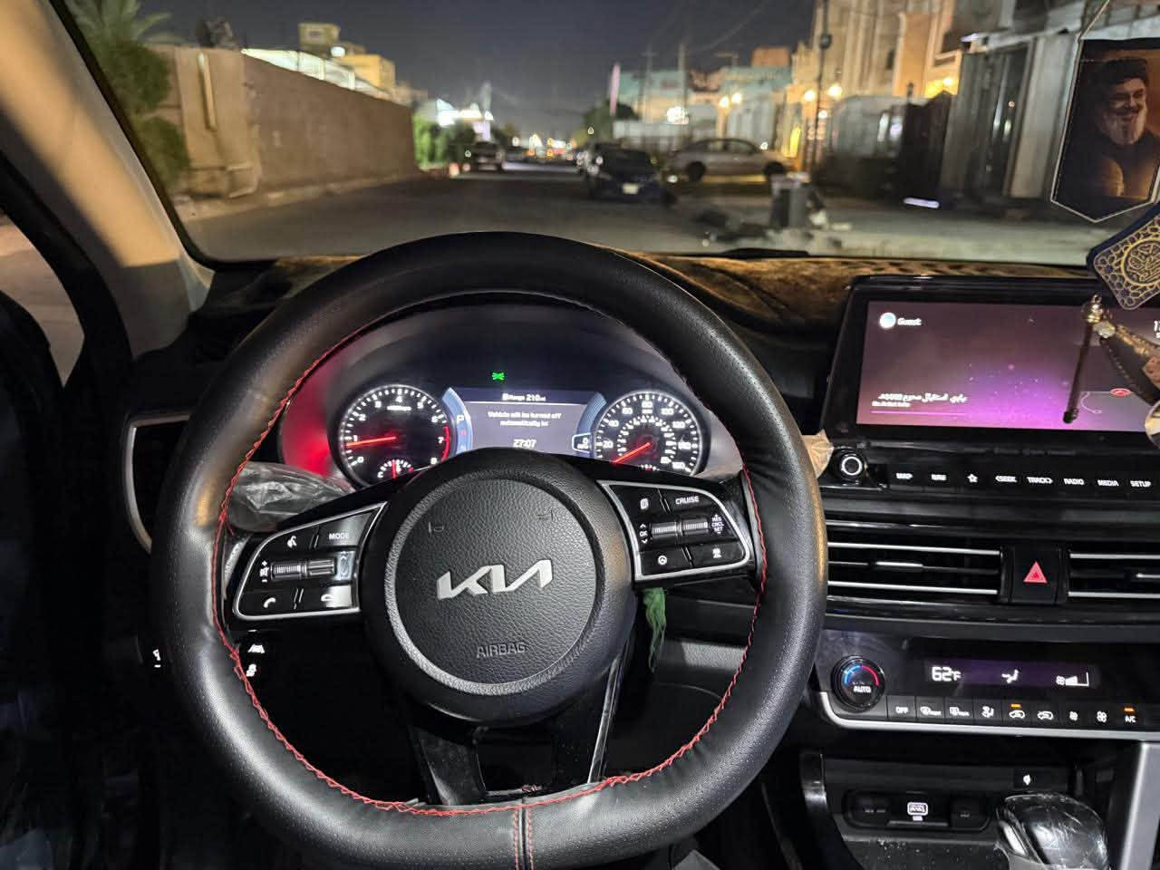 السلام علیکم کیا سلتوز 2022 للبيع 5 راكب فول مواصفات 4x4 داخل جلد قرميدي تدفئة کشناات شاشات فتحة بانوراما السعر 16.500$

مكانها بغداد للاستفسار ***********
