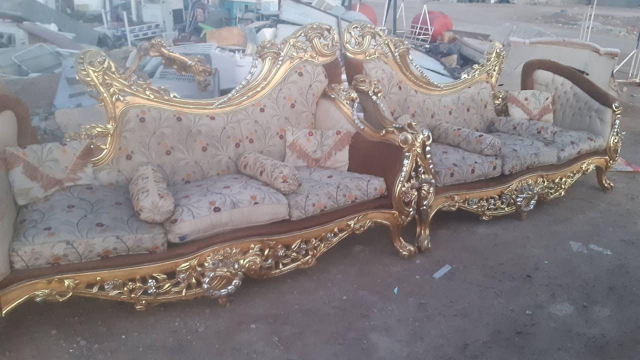 تخم ملكي نضيف وياه طبلات ثنين كزاز السعر 350 وبيه مجال الاستفسار اتصال على الرقم *********** اتصل على شريحه سيم كارت او واتساب
