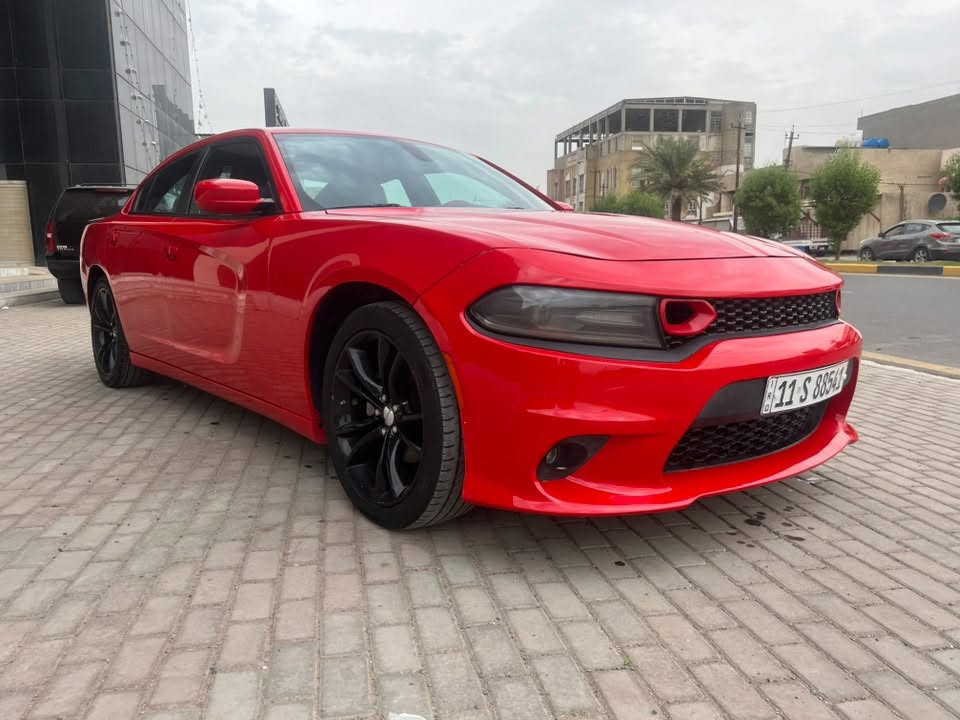 جارجر SXT • ٢٠٢٢ • ٣٦٠٠ ٦سلندر