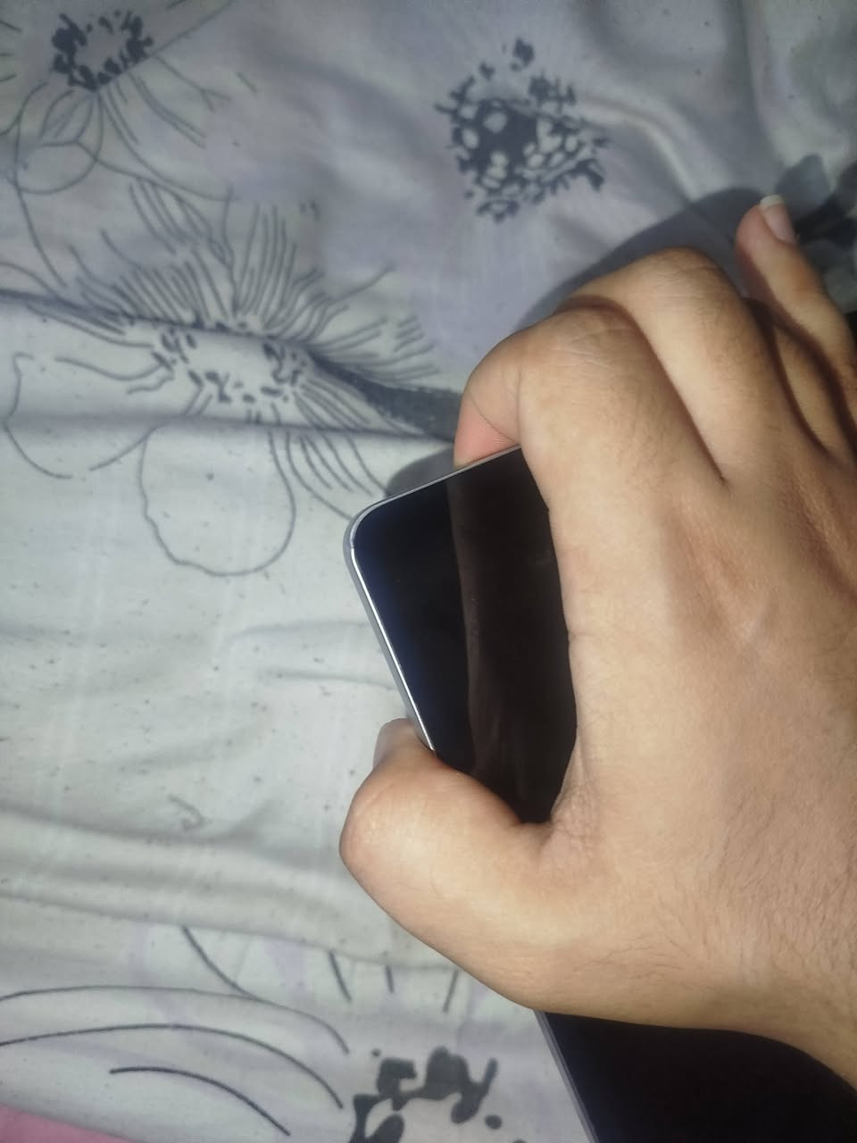 للبيع هونر مجك باد 2 نظافة 100بال100 الجهاز نظيف حيل حيل بس بيه شخط صغير بالشاصي ذاكره 256 و رام 12  يجي معاه كيبورد الاصلي فقط . تجي تفحص قبل الاستلام مكاني موصل و ما عندي توصيل وهذا رقمي للتواصل و موجود واتس ***********
