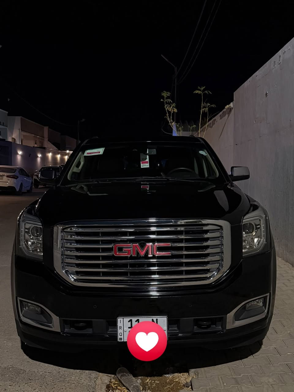 GMC SLT 2020 خليجي
ماشية 128 الف km

V8 5300 
* مقاعد أمامية تدفئة وتبريد
* مقاعد كهربائية وذاكرة
* فتحة سقف كهربائية
* شاشة قاصة 
* نظام Bose
* مكيف مناخين
* حساس امامي خلفي
* 4×4  فورويل مع أوضاع قيادة
* ويل كروم 20
* جنطة كهرباء 
* تشغيل عن بُعد
* لايتات وجام لايت جدد بلاديات
* اشارات بالمري وشفط ونقطة عمياء
صبغ دعامية الامامية فقط وبيهة كم مكان بارد 
رقم بغداد انكليزي ب اسمي
مكاني نجف ***********
السعر 365 ً
