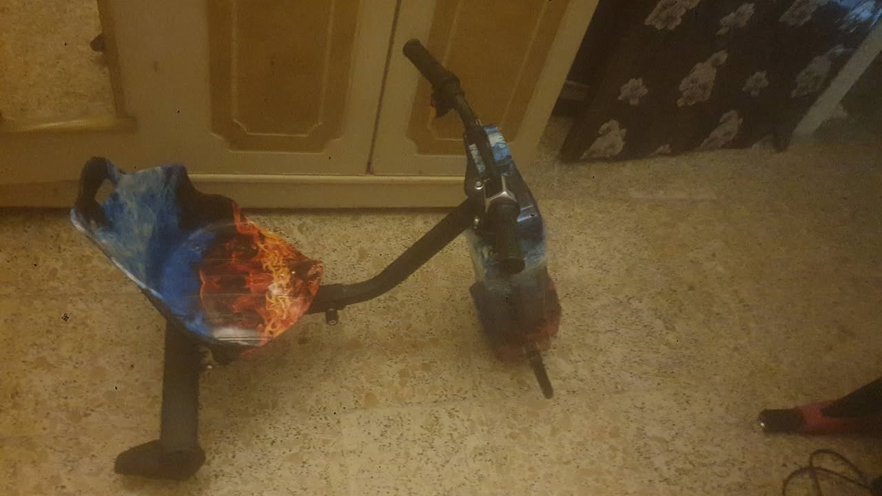 السلام عليكم  سكوتر  للبيع  مستخدم شي قليل   السعر 200  بيه مجال المكان الفلوجة  الرقم الهاتف 
*********** بي واتساب
