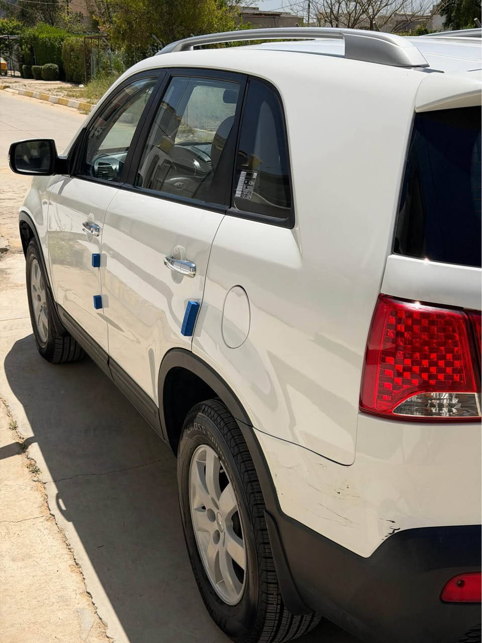 سلام عليكم 
سورنتو زيرو بيد صاحبها الشرعي من اول يوم 
محرك 6 سلندر
مواصفاتها العادية
تبريد قطعتين 
كامره خلفية
لون داخل بيجي
ايرباكات كلها سليمه بيها طخات بسيطه موضحه بالصوره وشبر بطارف البونيد
والباقي موضح بورقه الفحص
ماشية263000
كير ومحرك بالشرط سياره مال بيت وصاحبها معتني بيها ومابيها اي نقص واي غرامه تنزل من السعر
السعر 145
***********

المكان كركوك كركوك, العراق
