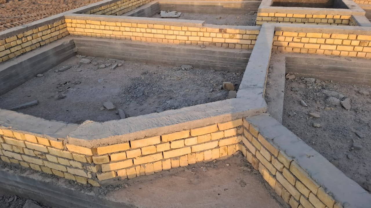 السلام عليكم بتلو 100 متر
حي التربيه الاحبيليه  معروض ب 40   التفاصيل بابفديو
