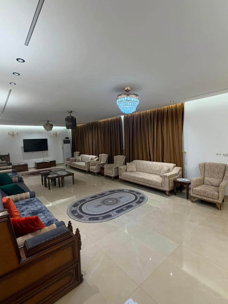مزرعة vipمتوفر حجز مزرعةالدورة البعيثة مزرعة موثقة من تطبيق اجرلي- Ajirly لتأجير المزارع السياحية
للحجز واتساب ***********

مسبح  متوفر اليوم صباحي  مسائي وباجر  صباحي ومسائي وباقي ايام الاسبوع
