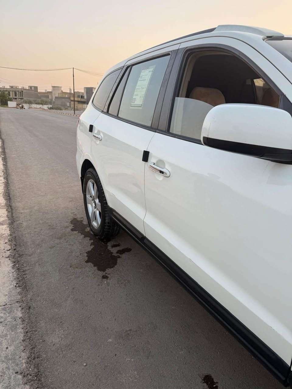 السلام عليكم سنتافيه ادوات كصة جنطه شغل درجه اوله باجات  متومه رقم سنويه شرط حاسبه
بانزين بانزين  #سبعه_راكب دواخل جلد  تبريد خلفي ومامي هيترات  مري شفط  مكينه المرغوبه كفاله مكينه وكفاله حداديه 100%100تبريد ثلج ويه سويج تخم تاير سياره جاهزه
العنوان ميسان السعر 50 وبيه مجال لشراي ***********
