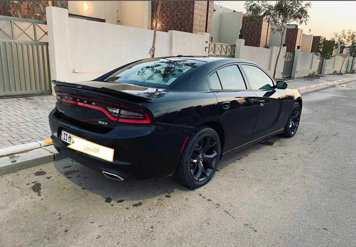 جارجرsxt موديل2019 اصل لون اسود بلاك توب فتحة سقف كامرة وحساسات شاشة ابل كار بلي كشن كهرباء جلد مري قلاب تشغيل عن بعد بطاين بوب جلد لايت عدسة نوعية جدا راقية ترحيب ذكي كشن سائق كهرباء ويلكب 20 وارد كندي 
حادث جاملغ ايمن امامي ومصلح نفسة بدون ايرباك ومبدل بنيد وصور الحادث مرفقة بالاعلان  رقم بغداد مشروع وطني بأسمي تحويل ثاني يوم السعر 230 للاستفسار *********** بي واتساب
