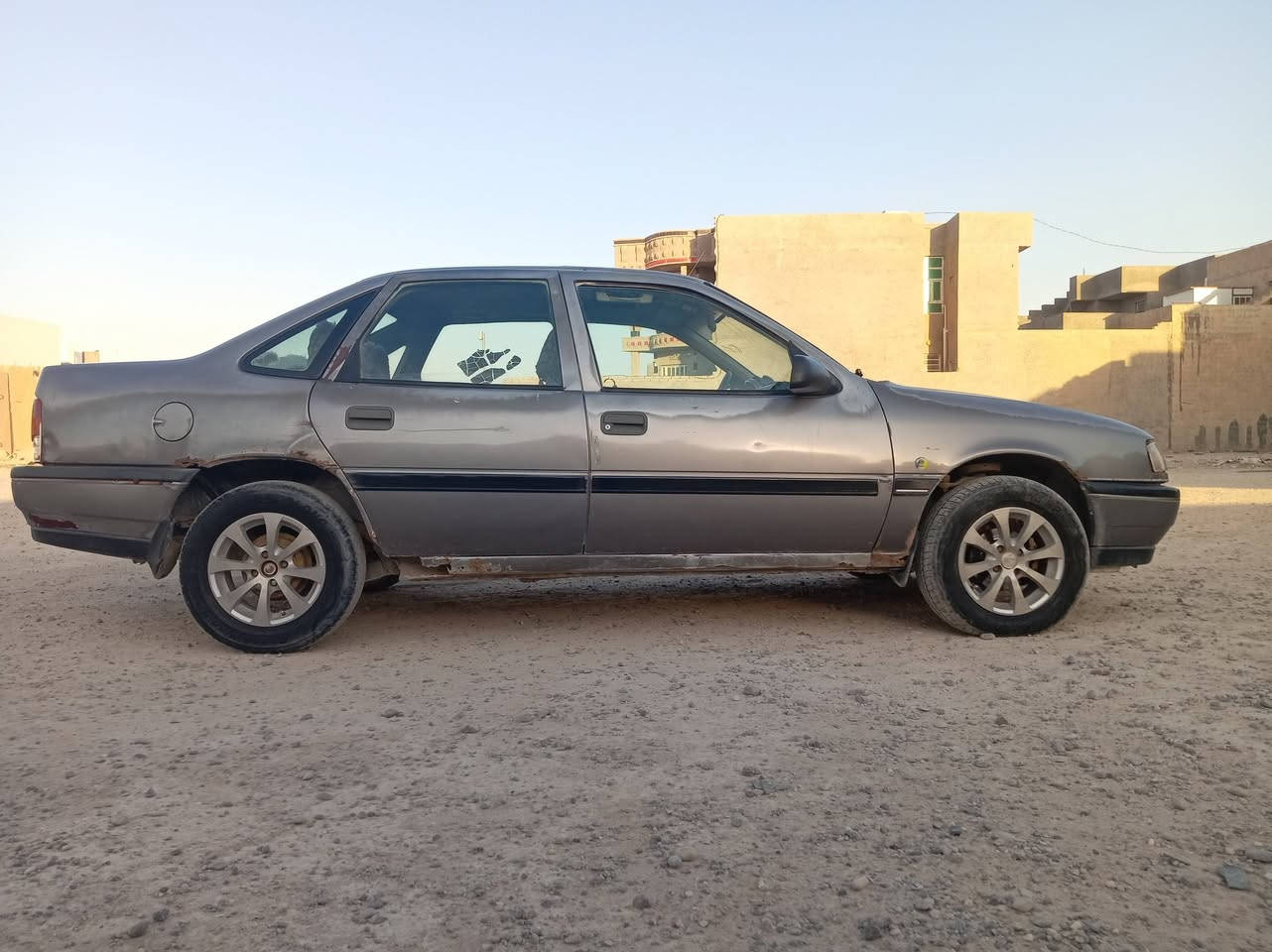 سلام عليكم
اوبل فكترا للبيع 
موديل 1991
محرك 1800  بي تنقيص 
رقم بغداد سنوية ساقطة صاحبهة الشرعي موجود بسامراء
السعر 30 وبي مجال 
سيارة تضيفة واتعهد بل تحويل والغرامات
مكان السيارة سامراء
للاستفسار الاتصال على الرقم (***********)
