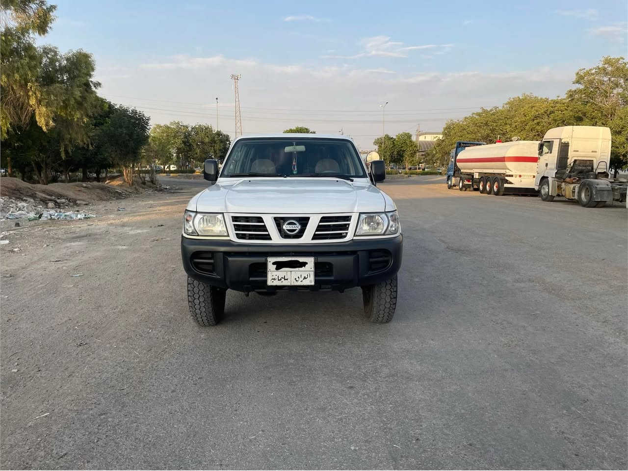پاترول.  2002  ناوسپى زور زور. تازه يه سياره كه.  ره قه  مى.  نيه ليستا. تايرى.  تازه يه. مه كينه. گير اكسل.  هه موو گيانى. به شه رت. ده عامى. بوو ده عامى. به شه رت.  ٣. جى.  كارتى. هه يه.   سياره.   ***********.    سعرى.  105.  گلا. مجال.

