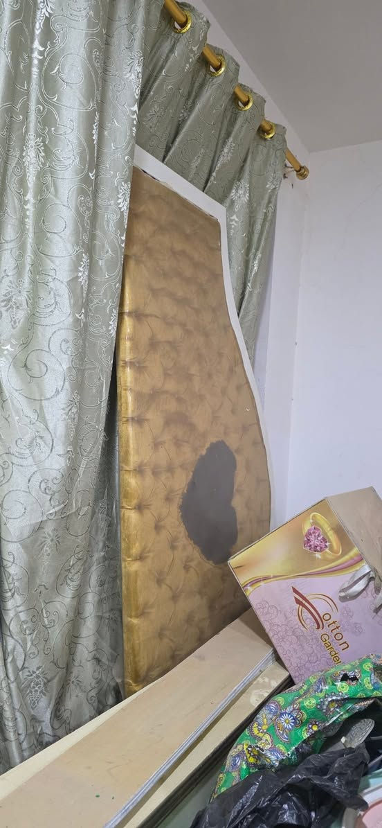 سلام عليكم غرفه نجاره متروكه يرادلهه ترتيب تعال وشوف خشاب نضيفه 100/100مكان مجمع الرواد ***********
