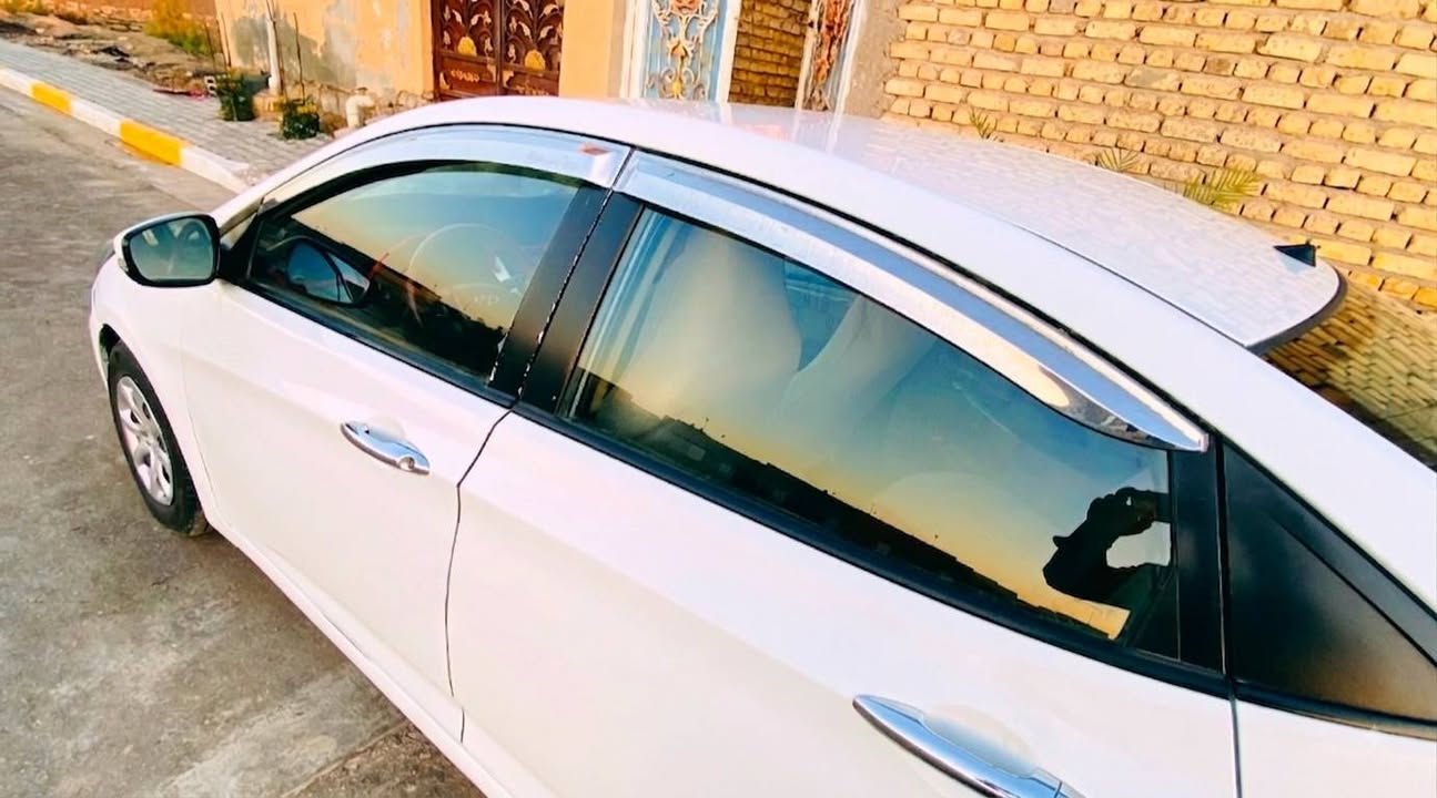 اكسنت 2013 خليجي
محرك 1600
قطرتين مرغوب 
تحكمات
اشاير بالمري
تبريد ثلج ماشاء الله
حدادية جديده 
بيه فقط بارد جاملغ الامامي بدون دواخل
وشبر رش فقط بباب السائق
مكان السياره السماوة/الرميثة
رقمها مثنى بأسمي مداور ثاني يوم
للتواصل *********** او المراسلة عالخاص
