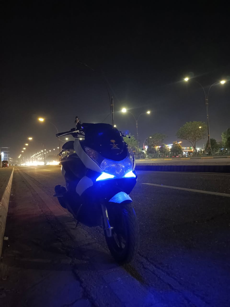 PCX • زنون • ماء جديد