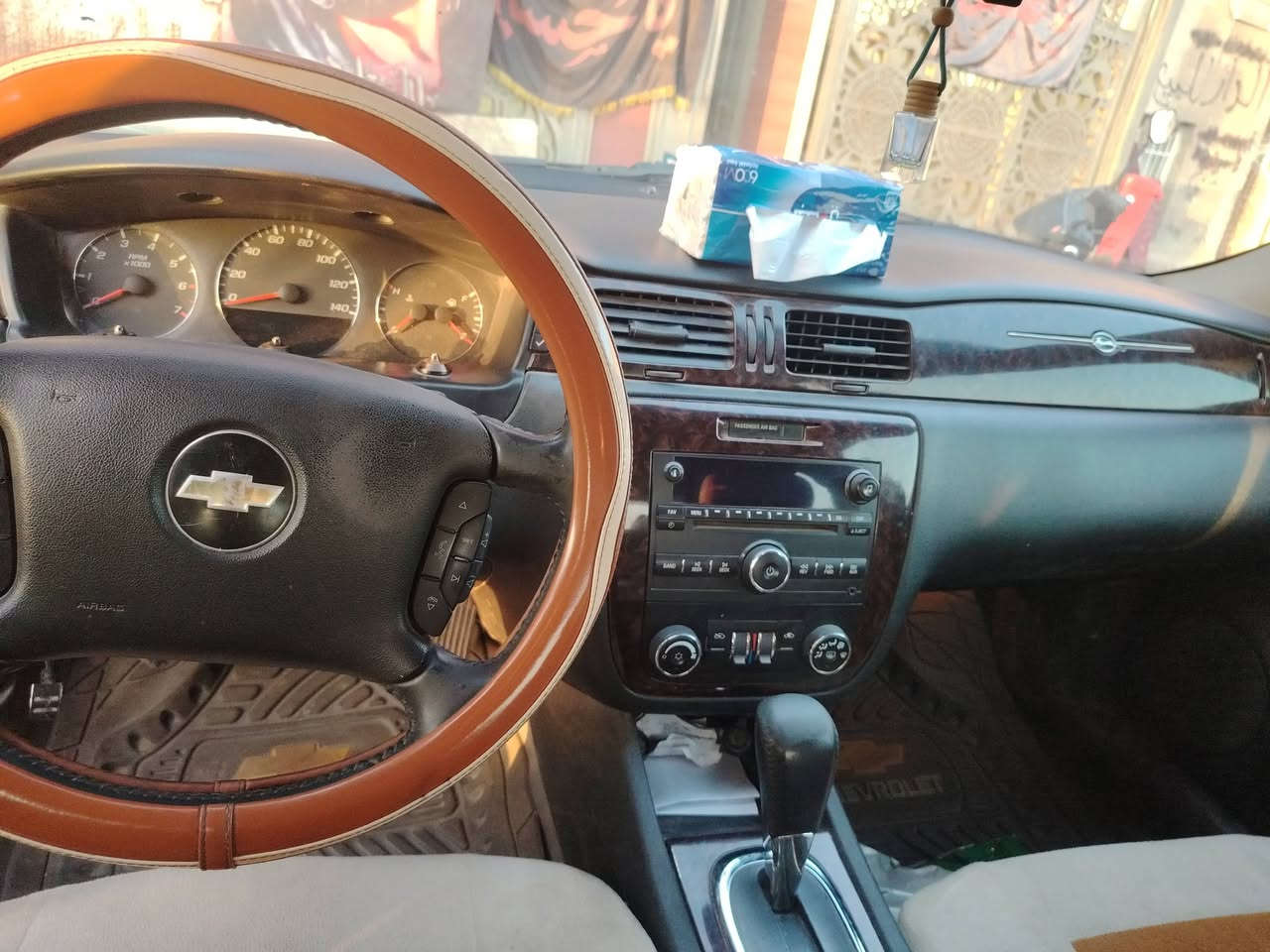 امبالا ١٣ محرك ٣٦٠٠
بيها جراد حادثها خلفي بالجنطة
رقم بغداد سيارة بإسمي مصفرة هيئة و غرامات سنوية ٣١
تدفئة تبريد شغال السيارة خطها بغداد بدرة ما مشتغلة على خط
***********
