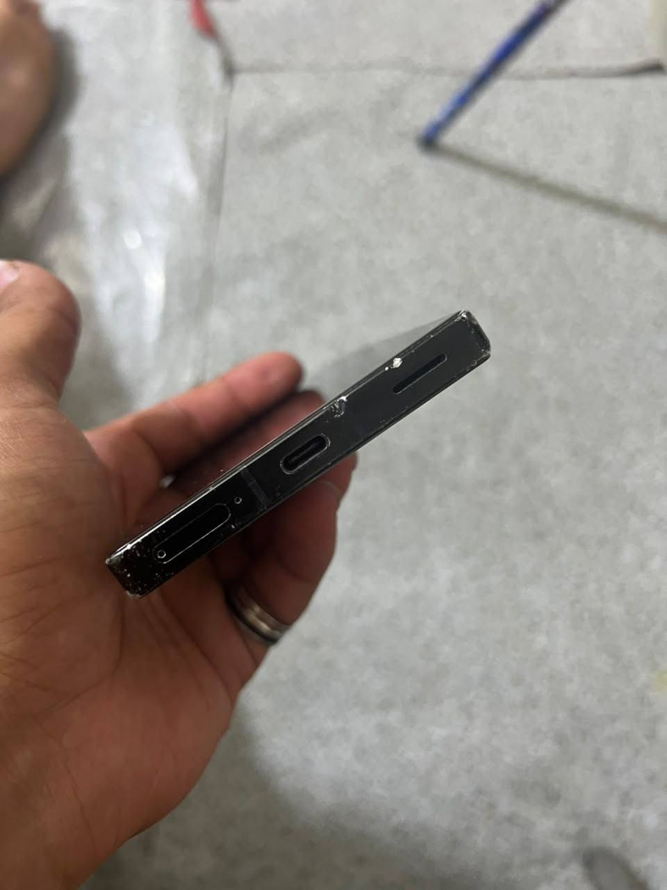 جهاز ريد مجك 9 برو 512 للبيع 
جهاز نضيف كلشي مابي فقط مثل مموضح الضهر بي فطرين وشويه خدوش بالاطراف مال جهاز وبي شويه تراب من ورا الشغل صار بي يتنضف بس مالي واهس اودي ينضفو كلشي سليم بي شرط الفحص كلشي شغال بي غير هذا الكلام اذا طلع بي تاخذه بلاش سعره 600 وبي مجال كلش قليل 
واتساب *********** مكاني بغداد شارع حيفا
