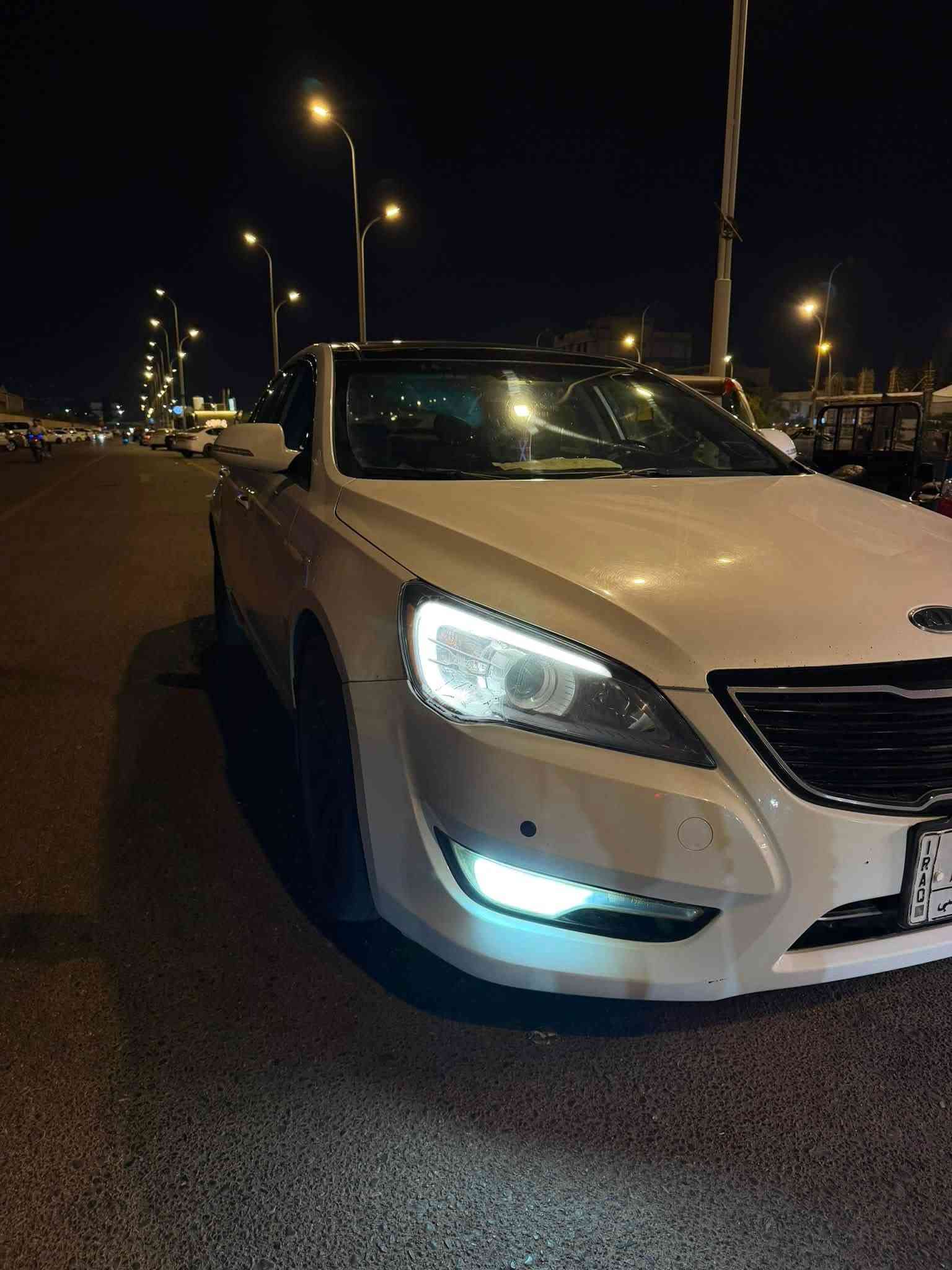 2011 خليجي فول مواصفات 
مكفوله  من الصبغ فقط بارد مكانين
اطارات جدد 
تبريد ميكانيكي 
بصمتين
بغداد باسمي 
محرك وكير مكفولات 
حداديه حاله جيده
*********** 
السعر 100 وبيه مجال
