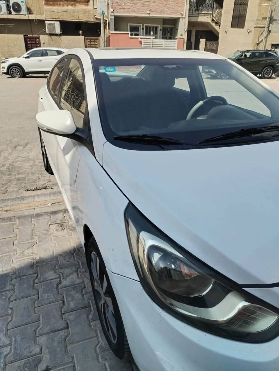 السلام عليكم للبيع اكسنت 2015 خليجي
السيارة جاهزة رقم بغداد بسمي ماشية 115 محرك 1600 فول مواصفات فتحة شاشة كامرا خلفية تحكم ستيرن بيها طخة بسيطة بالبنيد ومصبوغ جزء من البنيد ودوسة جهة الايسر هم بيها صبغ السعر 97 وبيها مجال حك الجية والشراي يتصل *********** مكاني بغداد الكاظمية
