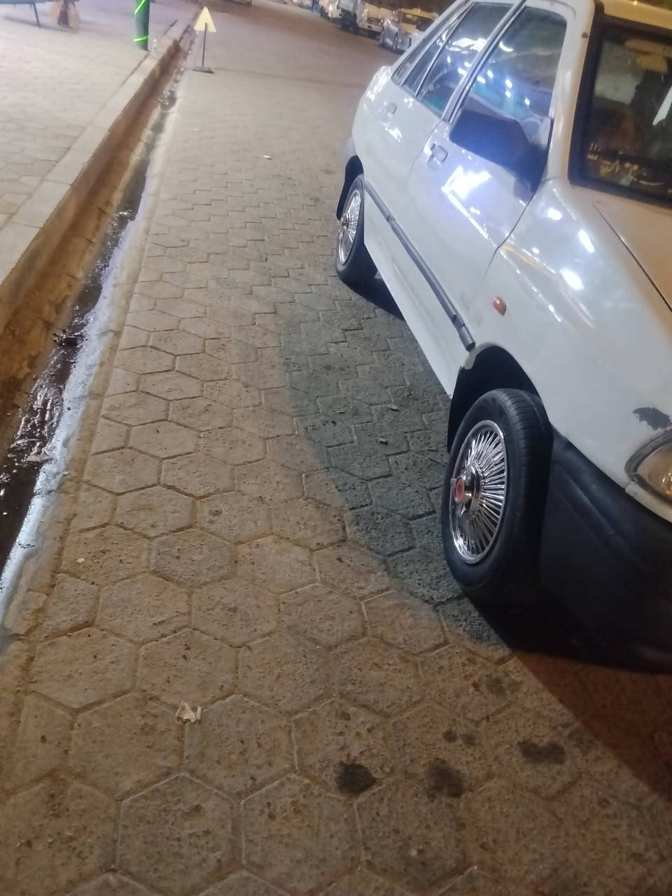 السلام عليكم سايبه موديل 11رقم بابل مكفوله بيها صبغ بل جاملغ الكدام والباقي كفاله مكنيه كير تبريد حداديه كفاله السنويه ماصاقطه تصقط 29 مالك نجف مشروع وطني شرط عقد مروري العنوان نجف السعر 28 بيها مجال قليل ***********
