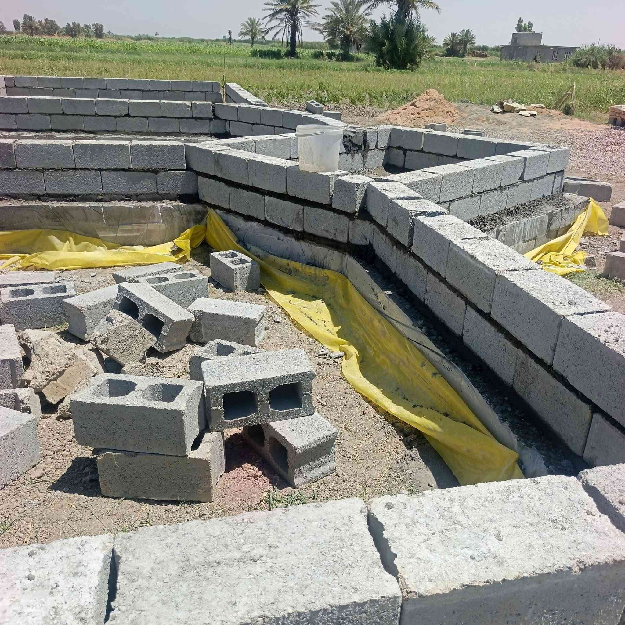خلفه بناء بلوك العمل قطعي او باليوميه الاتصال عبر الارقام
***********
***********
