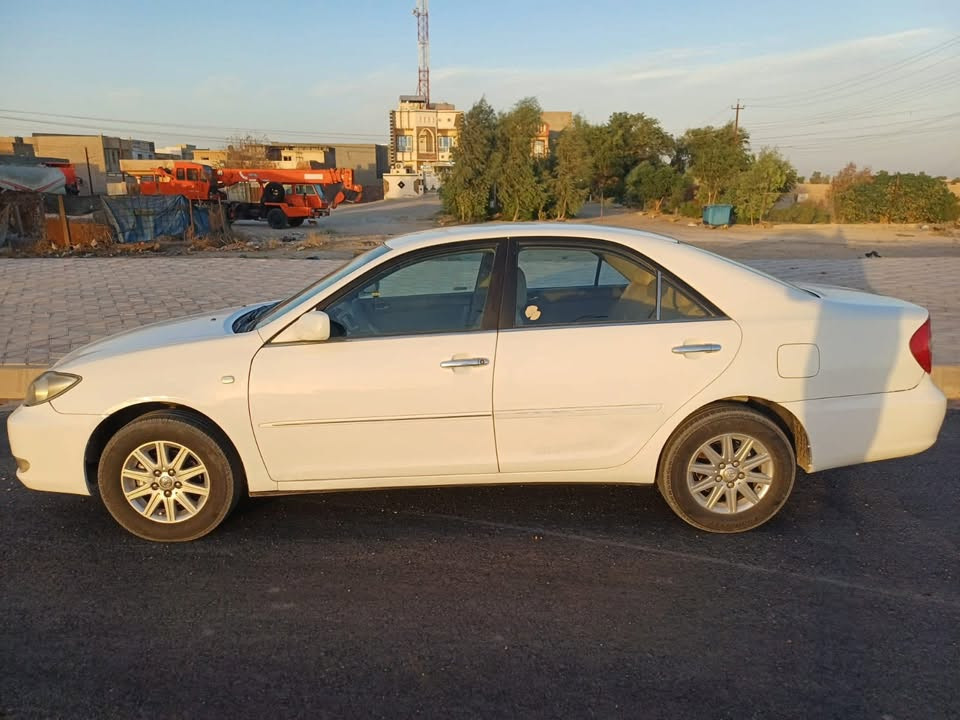 للبيع فقط كامري موديل 2004 خليجي  
رقم دهوك بسمي سنويه لل2030  سياره جاهزه 
ضررها فقط الجاملغ الخلفي بدون دواخل السعر 90 وبيها مجال للشراي  مكاني تكريت رقمي ***********

