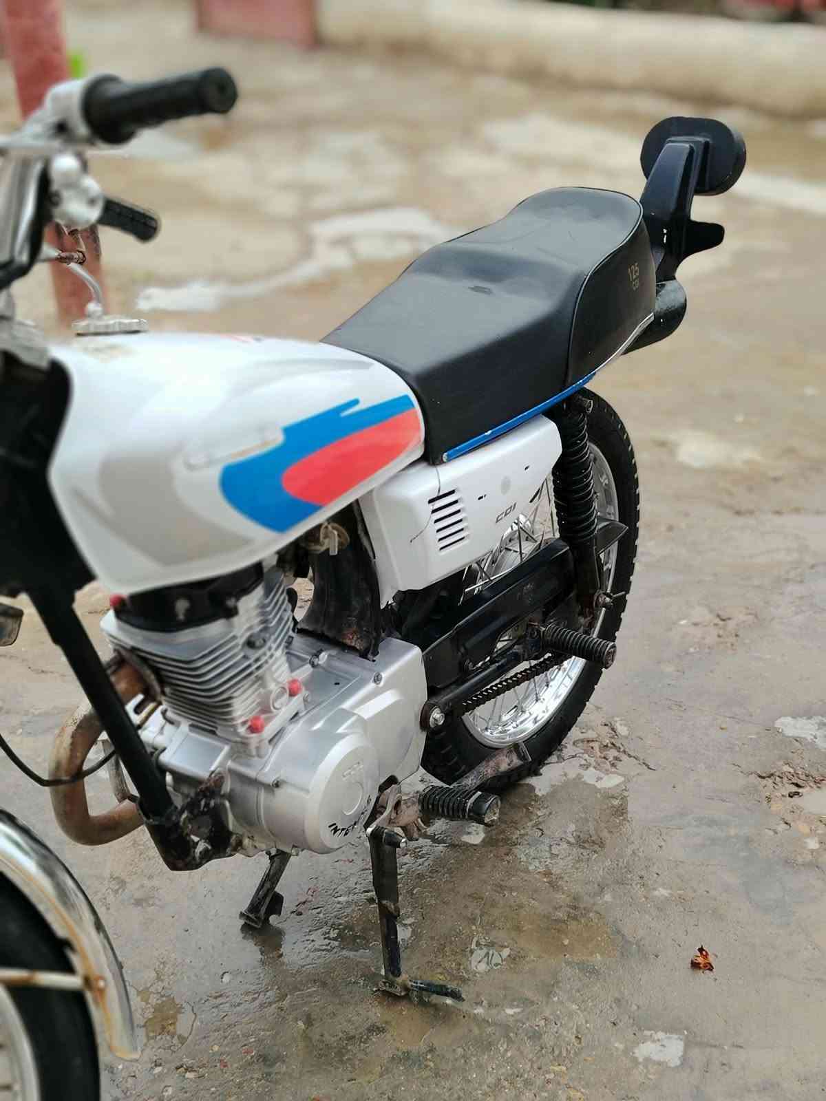 سلام عليكم للبيع دراجه نامه شلامجه أدوات كفاله عامه كله جديد السعر 550 وبيها مجال قليل كلش لشراي المكان البصره قضاء المدينه اتصال *********** بيه واتساب وهاذ خط *********** اتصل وتدلل
