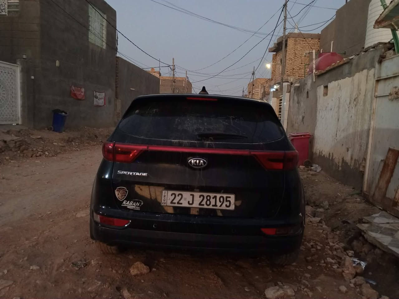 كيه اسبونج 2019واردامريكي رقم اربيل
بيه جاملغات اثنين والباب خلفي جهة العبري بيه شويه معجون 
وبيه جراد بنيد وقماره تفاصيل اكثر ع الرقم ***********
مكان السياره ديوانيه
