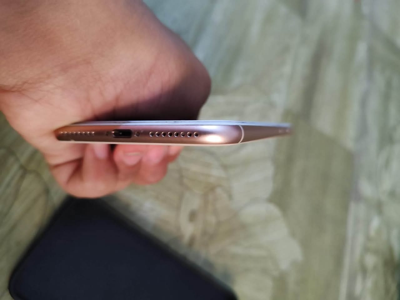 سلام عليكم حبايب ايفون 8بلاص
ذاكره 256 بطاريه 82 وجهاز امانا الله مامبدل بي اي شي ومكفول كفاله عاما لجهاز نضيف نضافه فول بدون ملحقات مكاني حله ابي غرق سعر200وبي مجال بسيط واتساب***********
