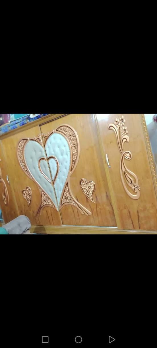 غرفه اخشاب • خشب ثقيل • شخطه