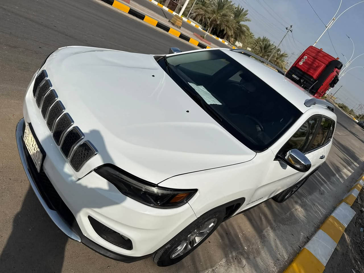 جيب بزون البيع
محرك سته سلندر 
ماشيه 115 ميل
منضومه تبريد جديده
منضومه ماي المحرك جديده
ادامه المحرك بلكات مجاول جميع الحساسات 
عبوه فيت بم تفصيخ كامله جميع الادامه من محرك وتبريد قبل شهر سويتهن الادامه
سياره بديها كلش حلو صافي
غرفتها نضيفه  
محركها وكيرها عله وضع الشركه 
سعر مال بيع مستعجل 135 قفل قفل وماكو هجي اسعار بسعر سياره ماكله بجم ومحرك اربعه سلندر

‭+964 783 597 6591‬
