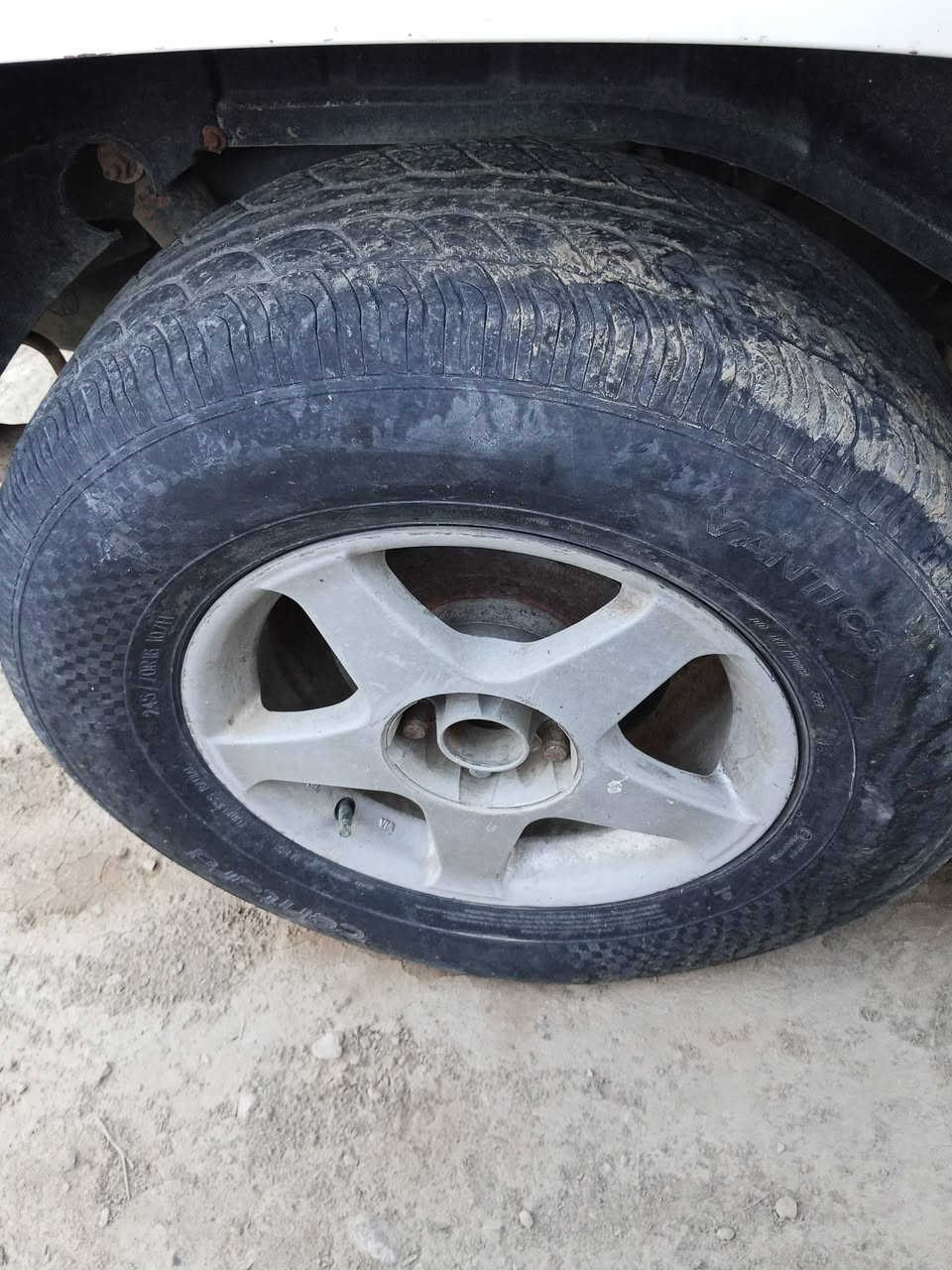للبيع تفصيخ او جناي
او الي يريد غراض منها يخابرني 
الرقم ***********
***********
واسط /قضاء الحي

