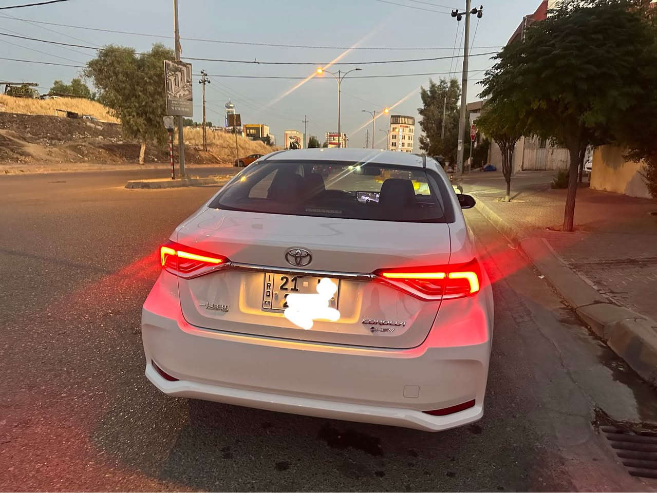 Corolla HEV 2025 
کرولا هایبرد ٢٠٢٥ 
١٤٠٠٠کم ڕۆشتووە
کوشن جلد و سلاید 
زۆو تازەیە 
بێ بۆیاخ و سارد و شوخت  
سلیمانی
*********** السليمانية, العراق
