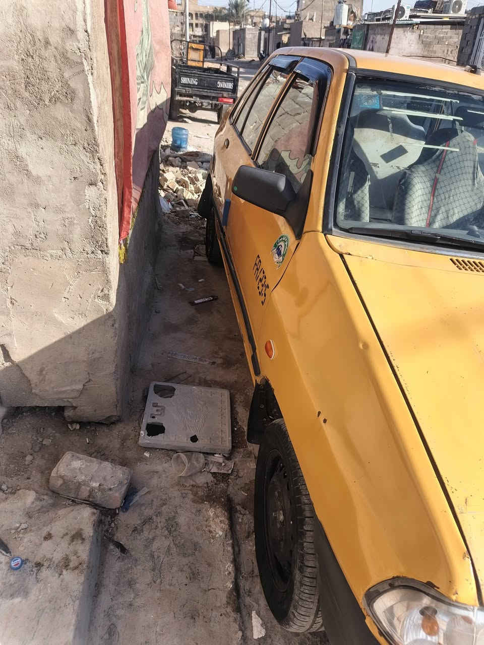 سلام عليكم سايبه لبيع مديل ١٢ كير مكينه مكفولات سعر ٢٠ مكاني بغداد بيه شاصي واحد معمر  ما بيه خياس  للاستفسار ***********
