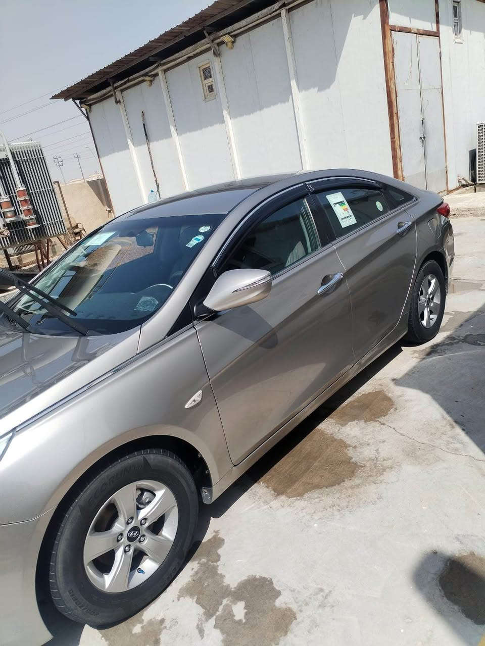 السلام عليكم
سوناتا للبيع مديل 13 كوري سياره جاهزه ما بيها كل نقص كلش نظيفه مكينه 2000 ال بي اي 
مكينه كير تبريد حداده كله تمام لا تنقيص ولا تبخير 
 بيها ضربه خفيفه بالبكلايت الخلفي ومصلحه والدواير أثر خياسات ومعمرات وراجعات بلاد وغير مكفول من الصبغ يعني السياره كوري وما ينكفل من الصبغ 
خوان اكفلها من الكصه والكلبه والجفيه والتكم ومن اللغود ومن الدواخل ومن العيب الشرعي ومن الصوليات وهذا الفحص كدامك. 
رقم جديد وهزه جديده ابيع شرط التحويل تم تخفيض السعر لغرض حاجتي  بيع مستعجل 95 وبيها مجال وانا حاظر وبالخدمه  
مكاني بصره شط العر*********** شط العرب, البصرة
